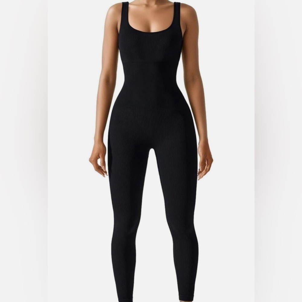 NWT Women's Black Ribbed Full Length Black Bodysuit with Pockets Athletic Sm